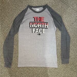 North Face tshirt